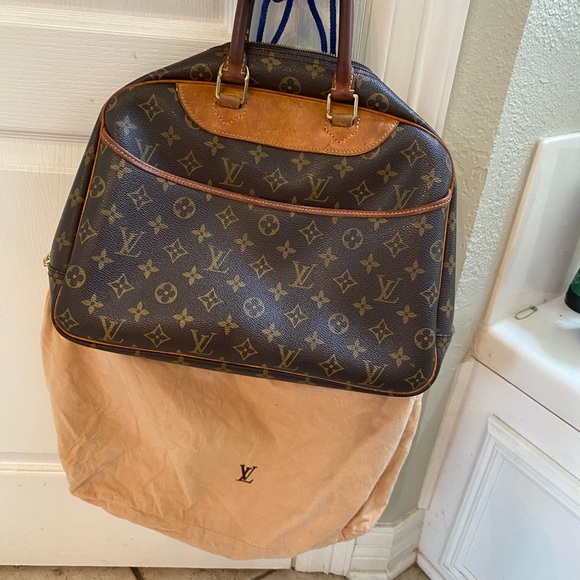 Louis Vuitton Brown Monogram Travel Bag - Picture 1 of 1